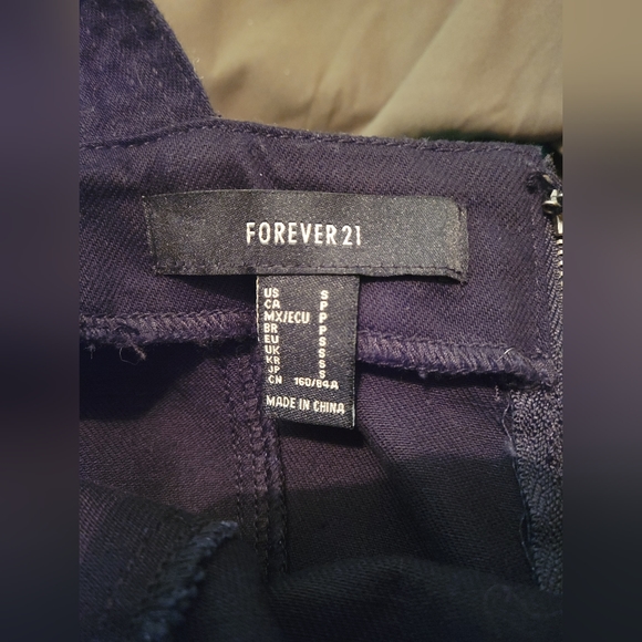 Black Denim Jumper Dress - Picture 4 of 4